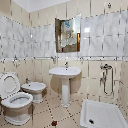 Lungomare Apartment Vlore